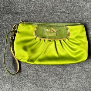 COACH Amanda Collection Large Satin Wristlet /Clutch Green